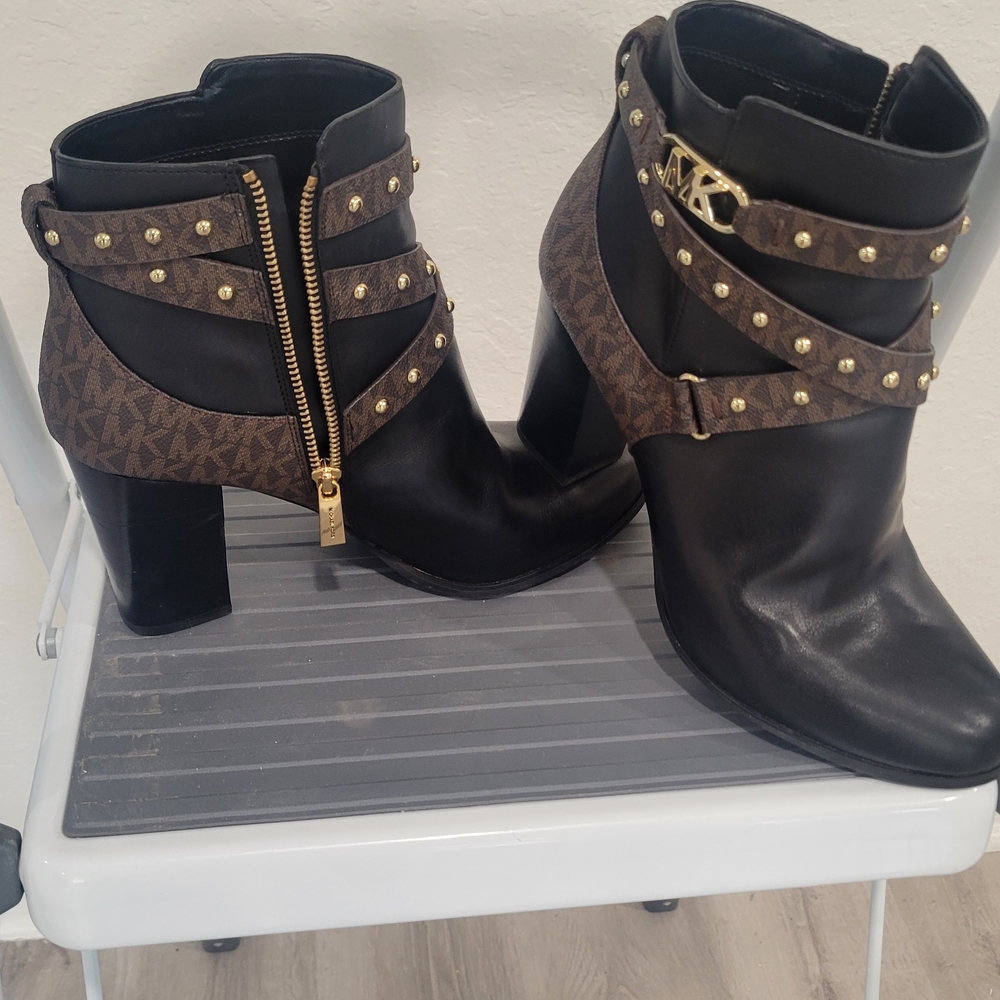 Michael Kors Black and Brown Ankle Booties with Gold Accents